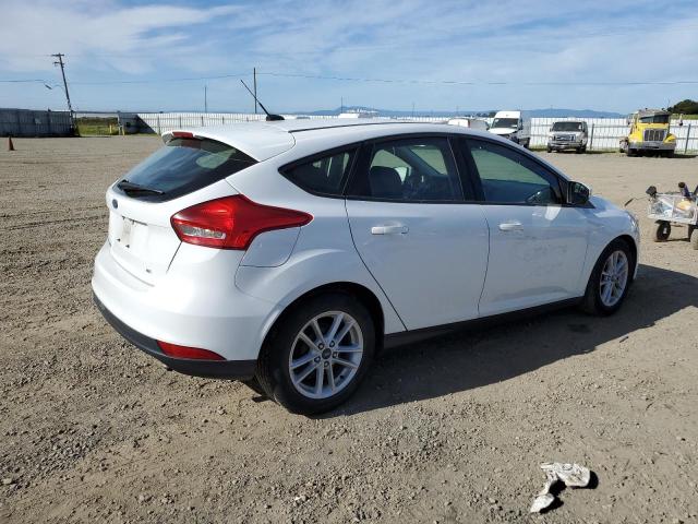  FORD FOCUS 2017 Белы