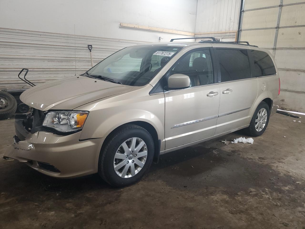 2014 Chrysler Town & Country Touring იყიდება Ham Lake-ში, MN - Front End