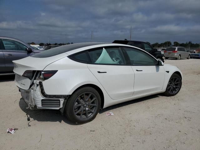  TESLA MODEL 3 2021 White