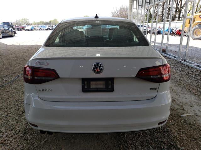 Sedans VOLKSWAGEN JETTA 2016 Biały