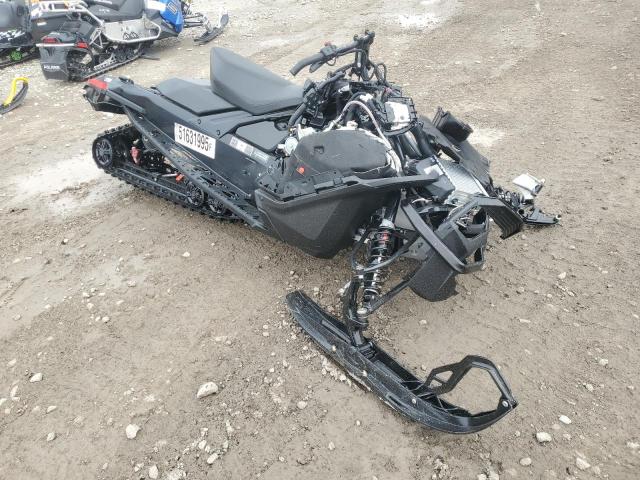 2025 SKIDOO SNOWMOBILE
