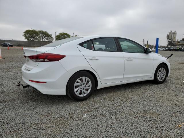  HYUNDAI ELANTRA 2018 Белый