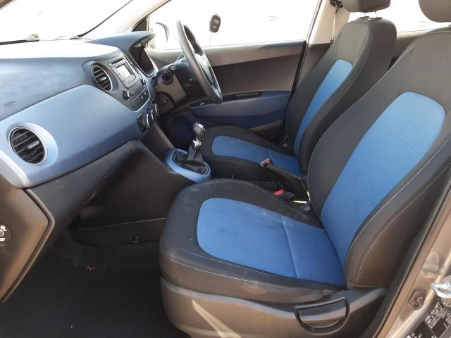 2016 HYUNDAI I10 SE