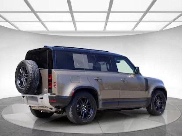  LAND ROVER DEFENDER 2022 Gold