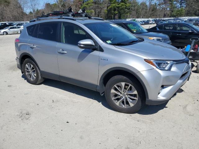  TOYOTA RAV4 2017 Srebrny