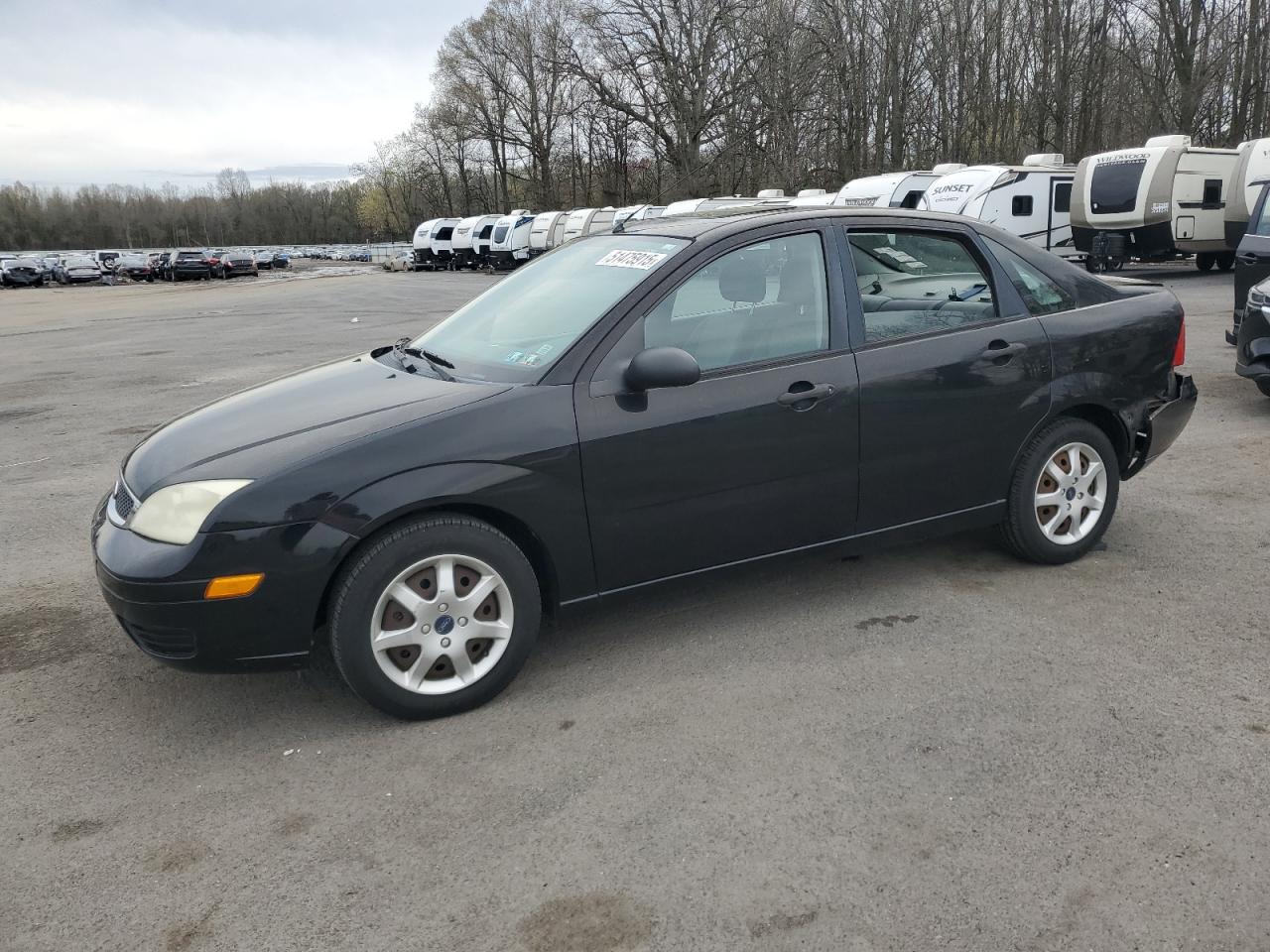 2005 Ford Focus Zx4 na sprzedaż w Glassboro, NJ - Rear End