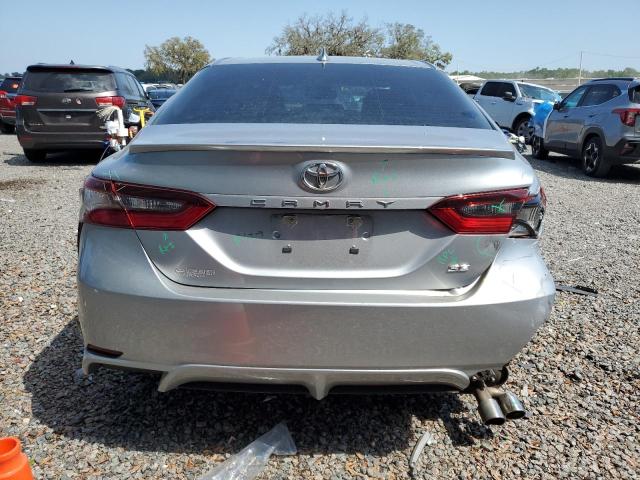  TOYOTA CAMRY 2022 Srebrny