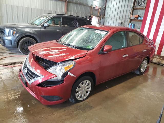  NISSAN VERSA 2019 Червоний