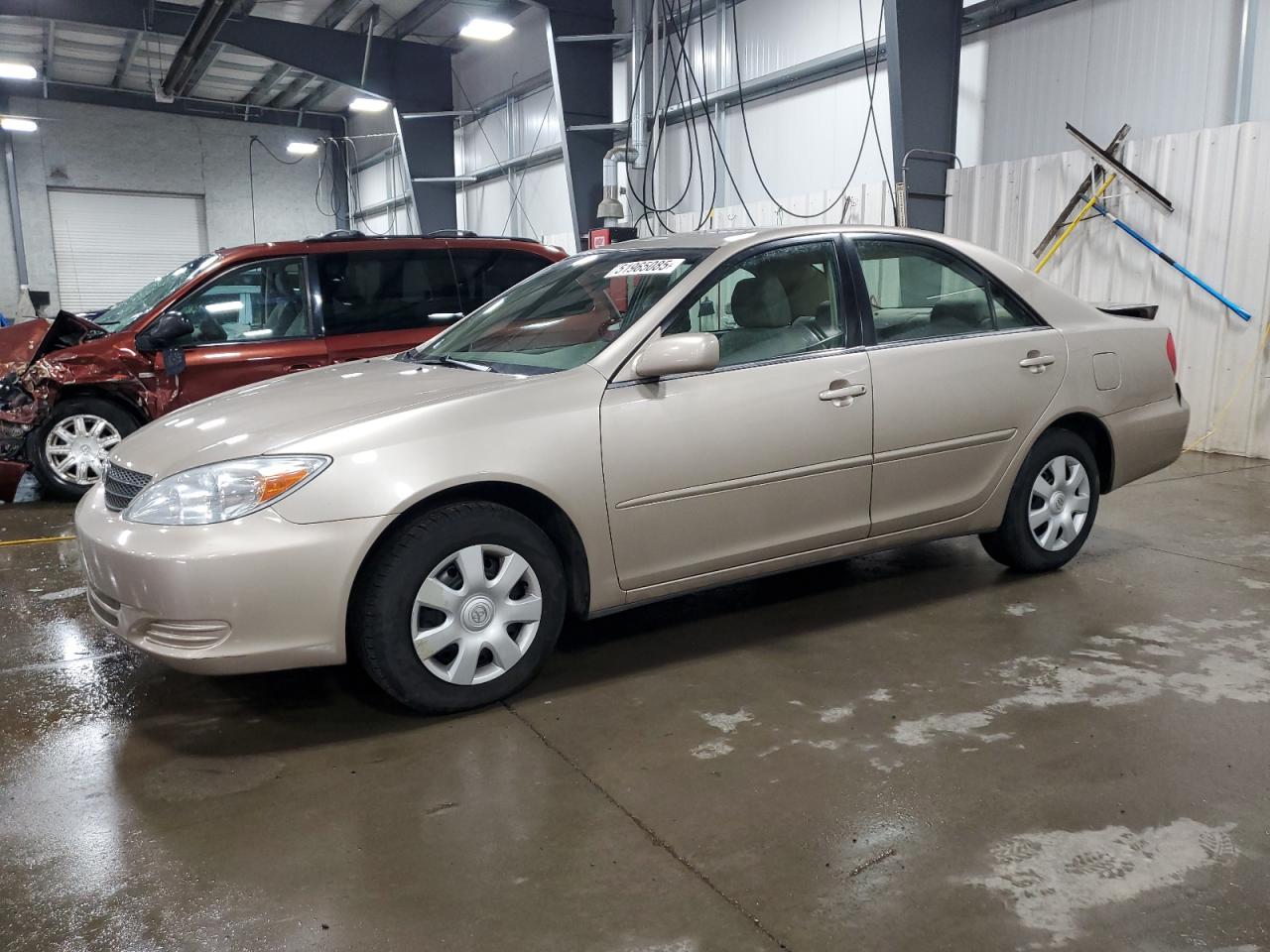 Ham Lake, MN에서 판매 중인 2003 Toyota Camry Le - Rear End