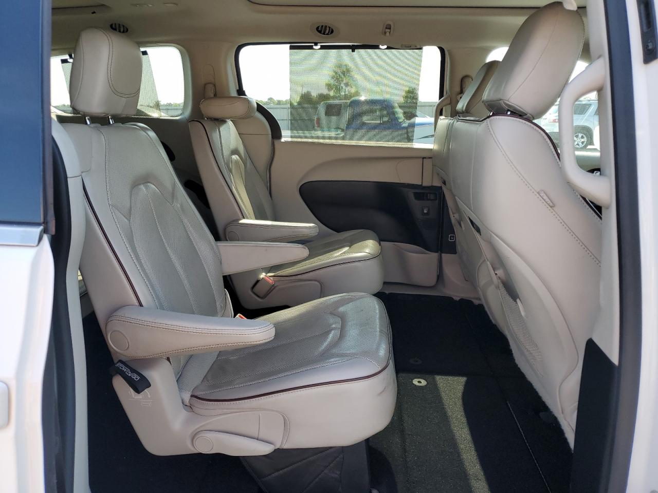 2020 Chrysler Pacifica Limited VIN: 2C4RC1GG2LR127835 Lot: 55173365