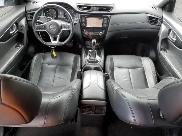  NISSAN ROGUE 2018 Srebrny