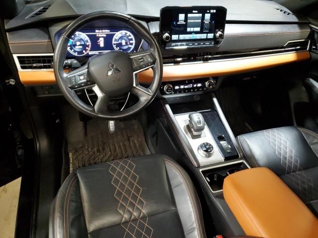  MITSUBISHI OUTLANDER 2022 Czarny