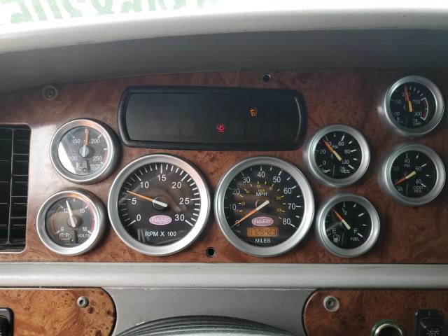 2005 PETERBILT 387