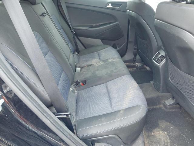 2015 HYUNDAI TUCSON SE