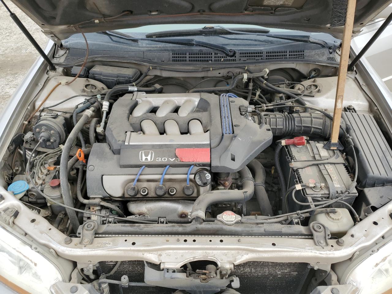 1998 Honda Accord Ex VIN: 1HGCG1650WA805101 Lot: 53645605