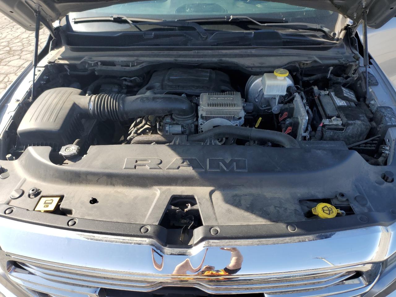 2019 Ram 1500 Laramie VIN: 1C6SRFJT6KN681255 Lot: 50962455