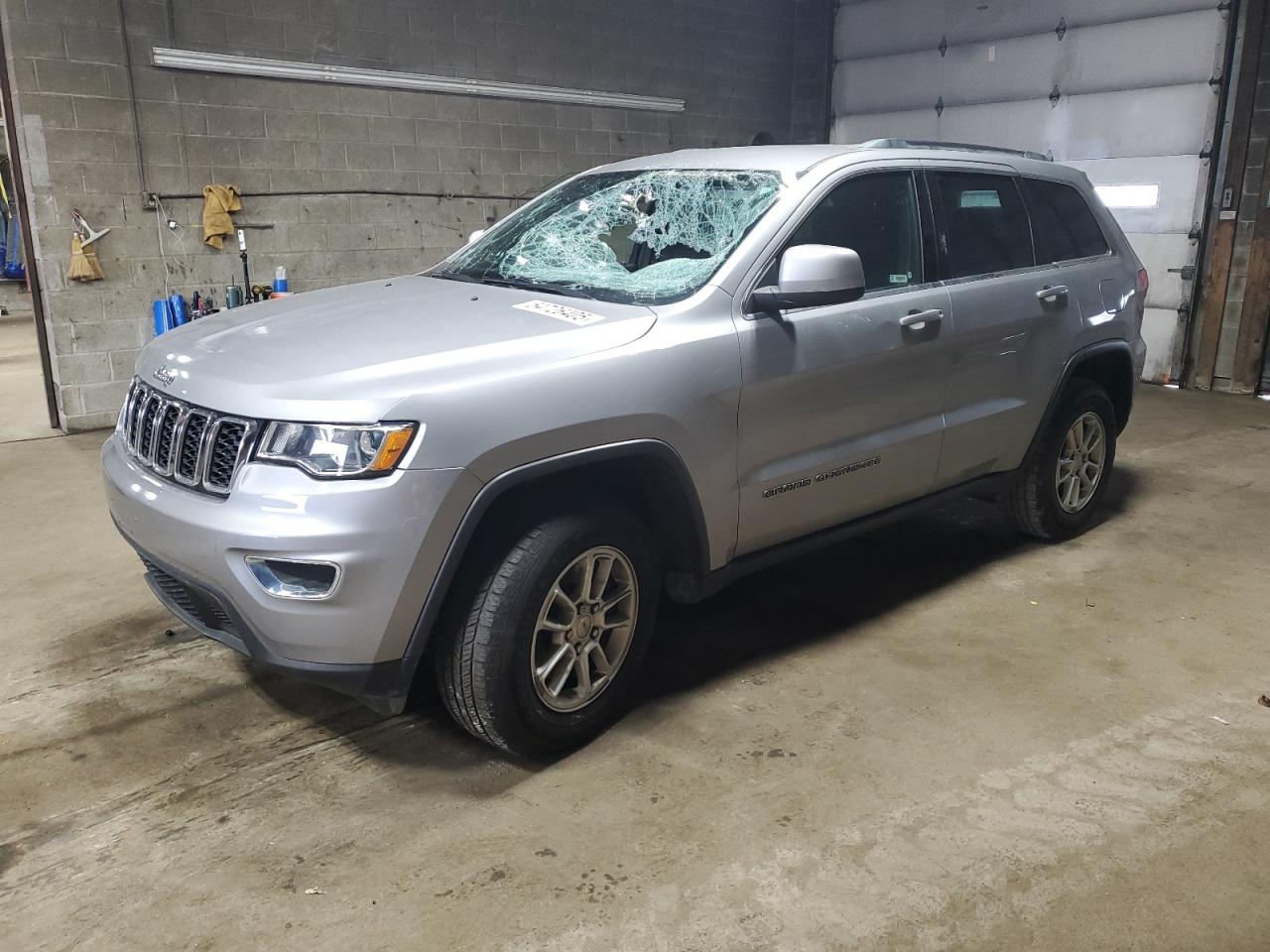2018 Jeep Grand Cherokee Laredo en Venta en Angola, NY - Vandalism