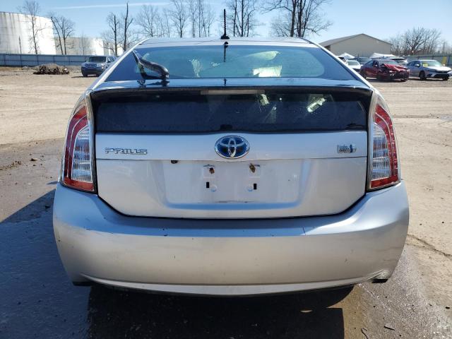  TOYOTA PRIUS 2014 Серебристый