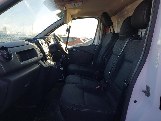 2016 VAUXHALL VIVARO 290