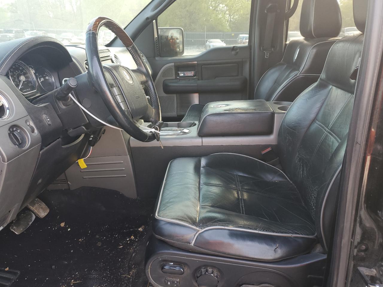 2007 Lincoln Mark Lt VIN: 5LTPW18587FJ10589 Lot: 53612255