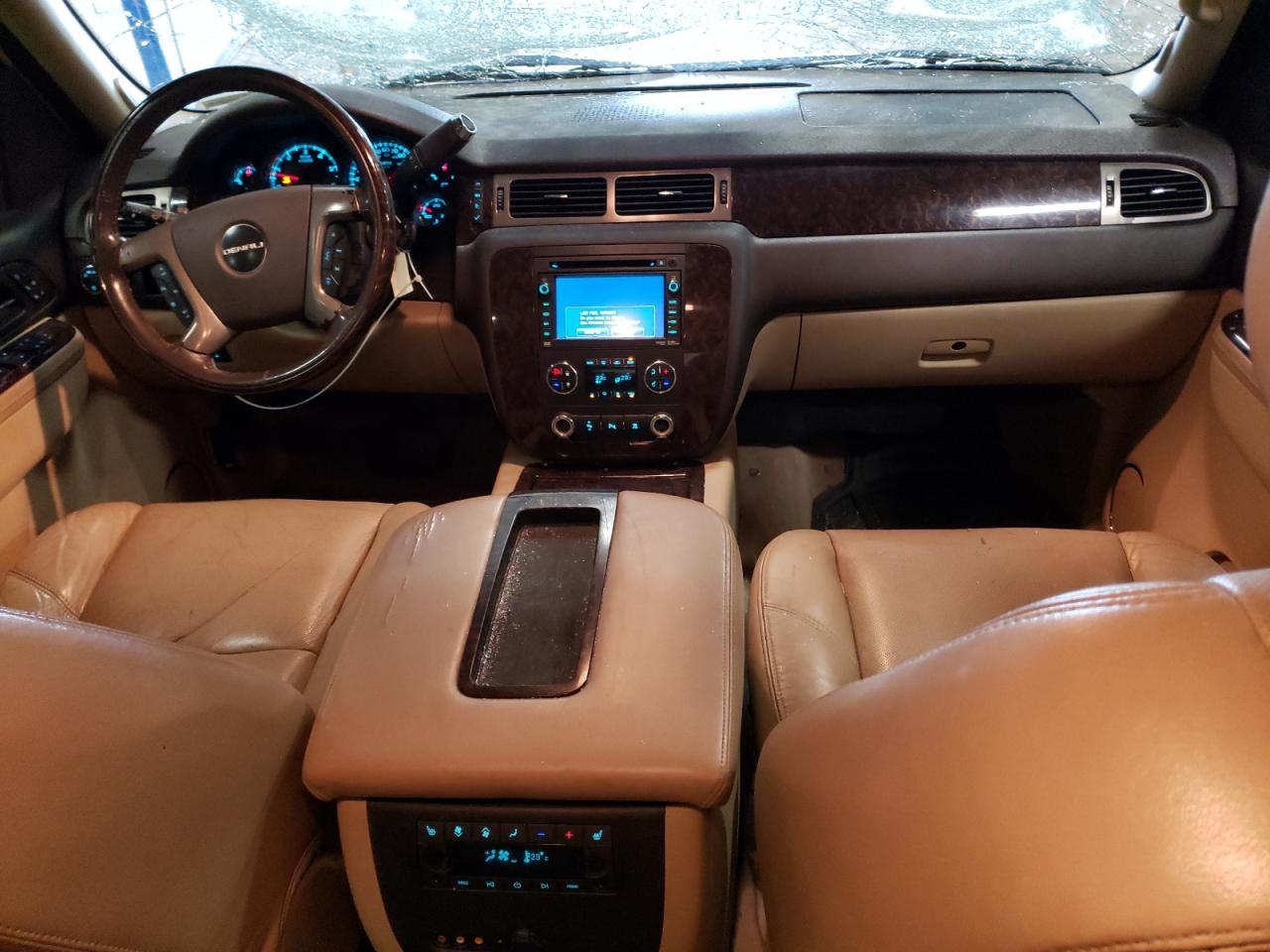 2010 GMC Yukon Denali VIN: 1GKUKEEF6AR240192 Lot: 50779785