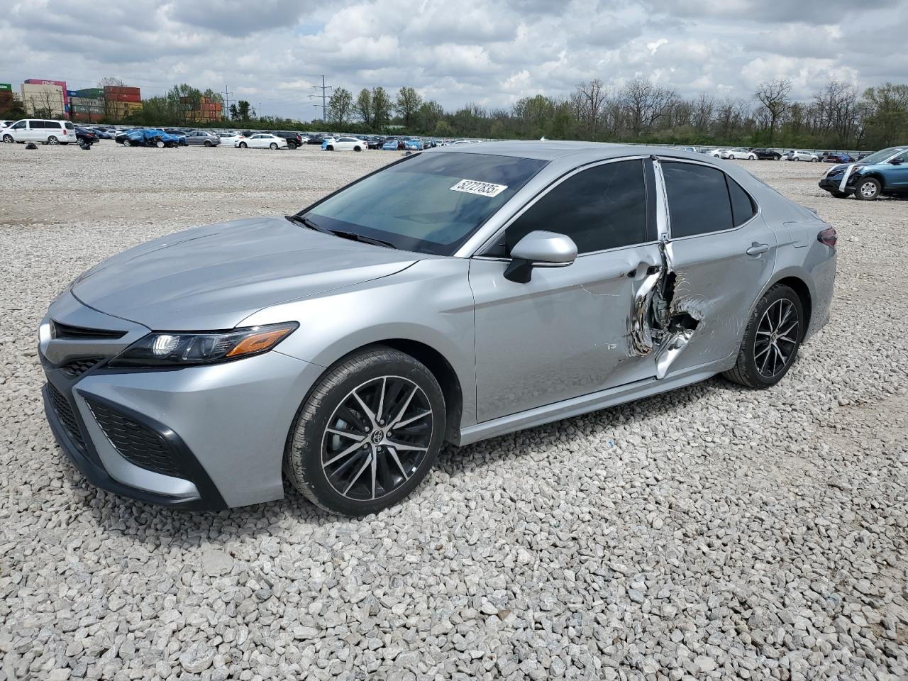 TOYOTA CAMRY – zdjęcie z aukcji, lot #52727835