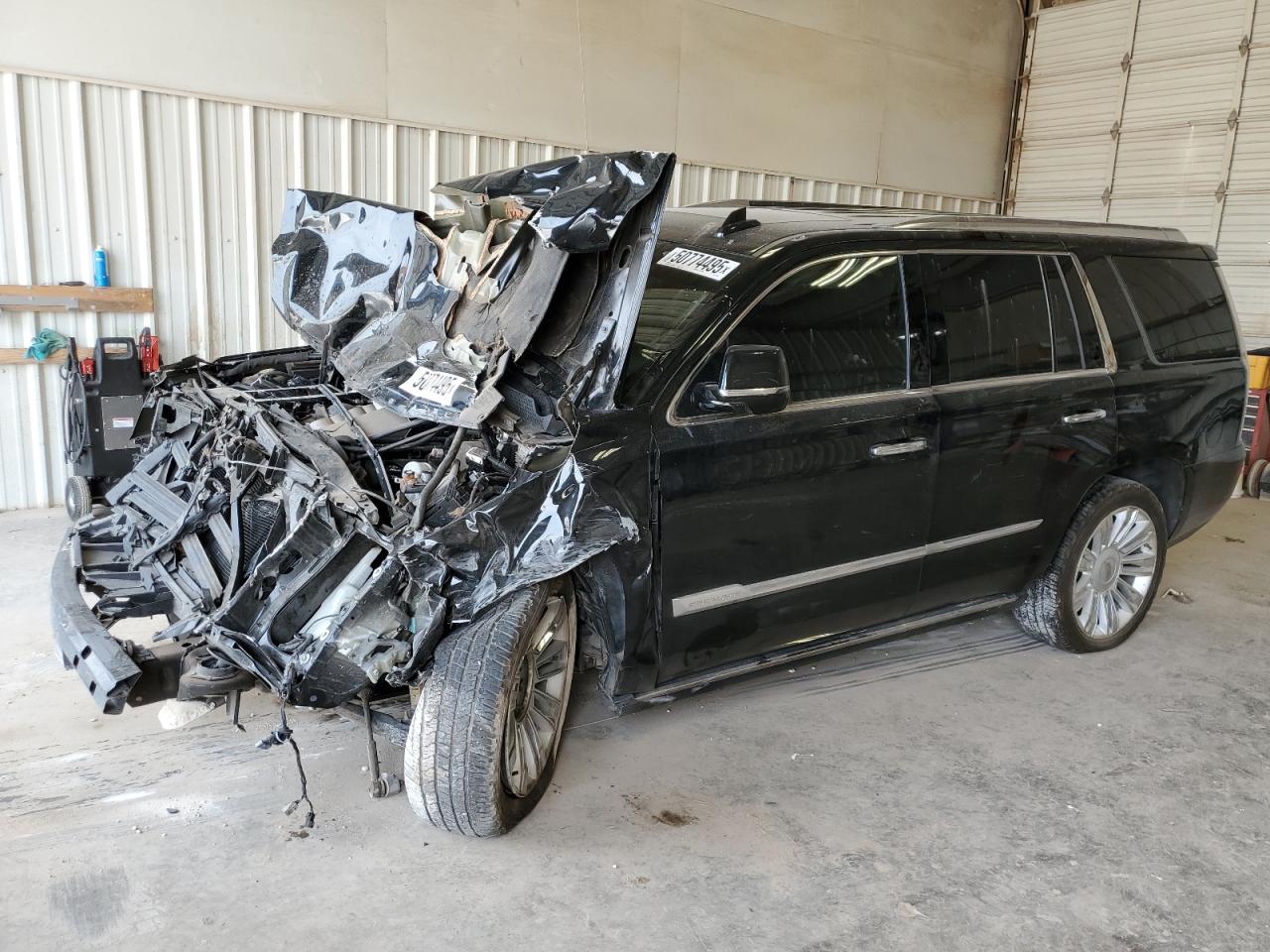 2018 Cadillac Escalade Platinum for Sale in Abilene, TX - Front End