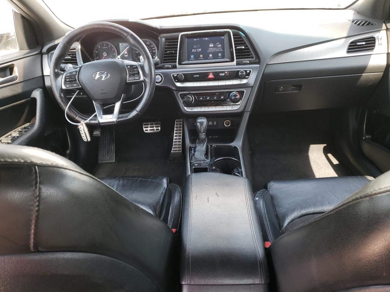 2018 Hyundai Sonata Sport VIN: 5NPE34AF4JH680951 Lot: 52204465
