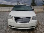 2010 Chrysler Town & Country Touring იყიდება Northfield-ში, OH - Burn