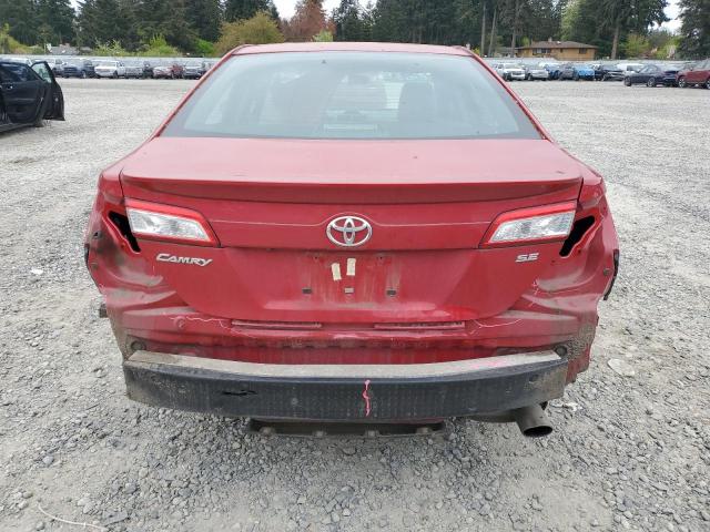 TOYOTA CAMRY 2014 Czerwony