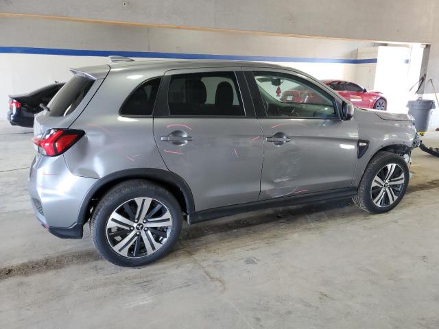  MITSUBISHI OUTLANDER 2021 Srebrny