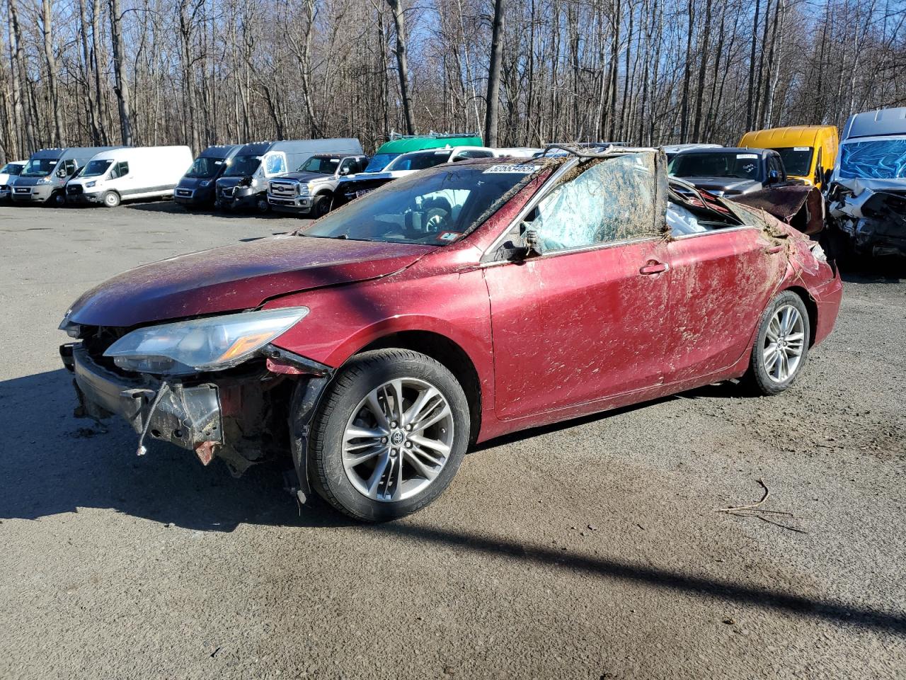 2016 Toyota Camry Le for Sale in East Granby, CT - Rollover