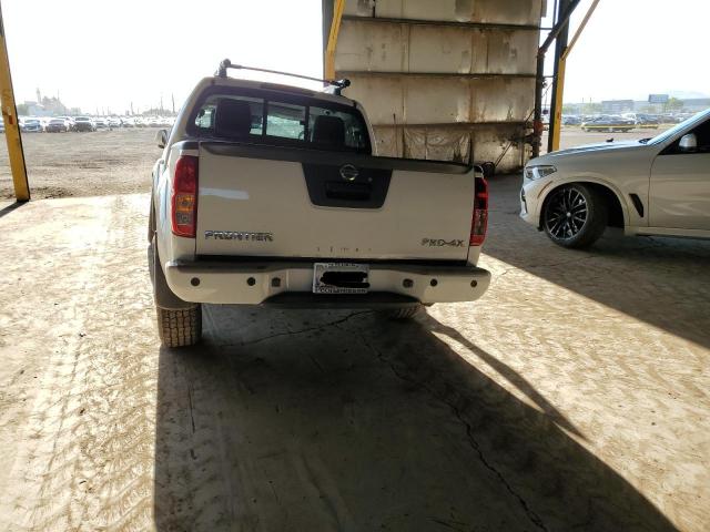 NISSAN FRONTIER 2020 Biały