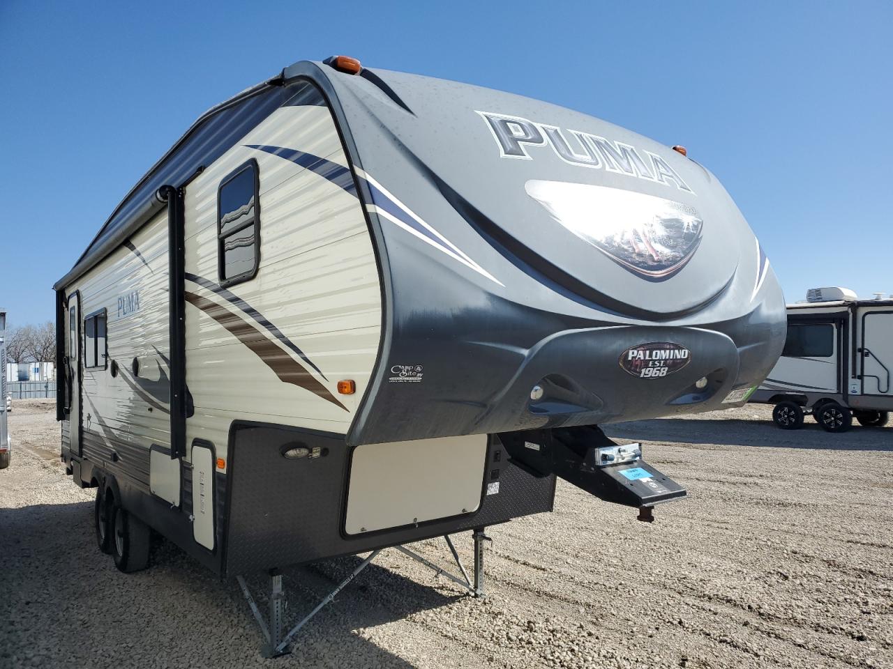 2017 Puma Puma for Sale in Des Moines, IA - Hail