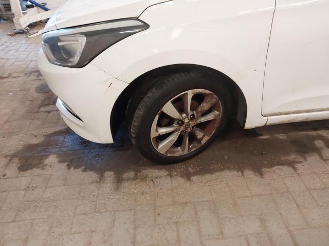 2016 HYUNDAI I20 SE BLU