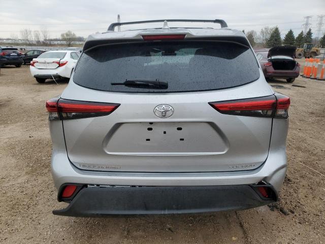  TOYOTA HIGHLANDER 2022 Silver