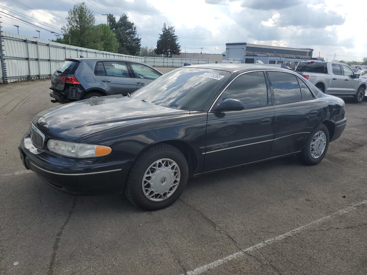 1998 Buick Century Limited na sprzedaż w Moraine, OH - Rear End