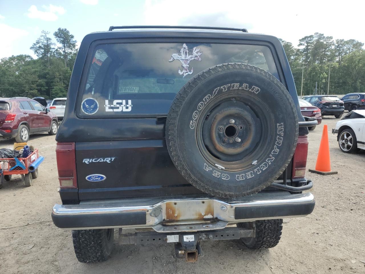 1990 Ford Bronco Ii VIN: 1FMCU14T9LUA15536 Lot: 54391815
