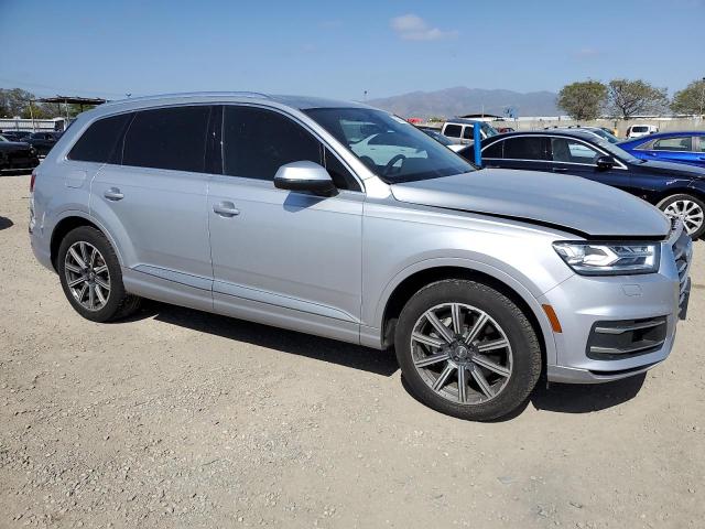  AUDI Q7 2017 Серебристый