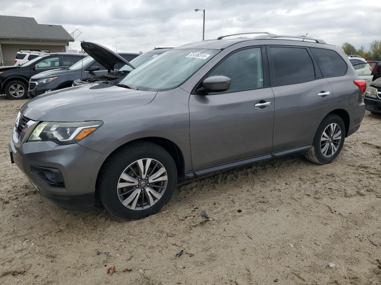 2017 Nissan Pathfinder S იყიდება Columbia-ში, MO - Normal Wear