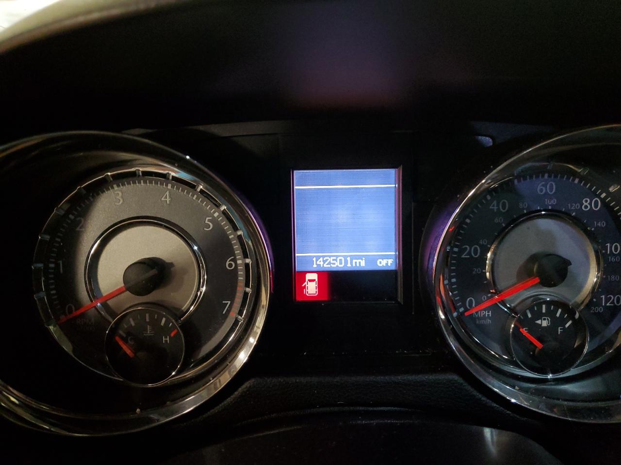 2015 Chrysler Town & Country Touring VIN: 2C4RC1BG4FR673211 Lot: 51373025