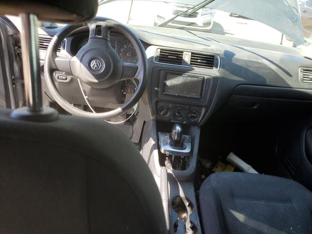  VOLKSWAGEN JETTA 2013 Серый