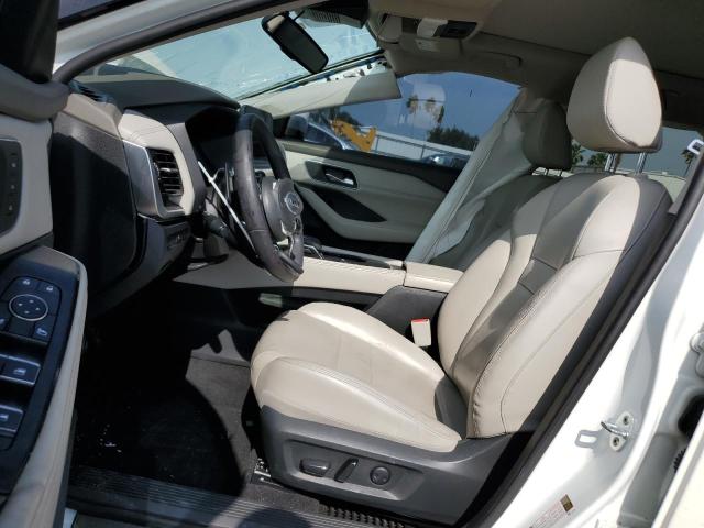  NISSAN ROGUE 2021 White