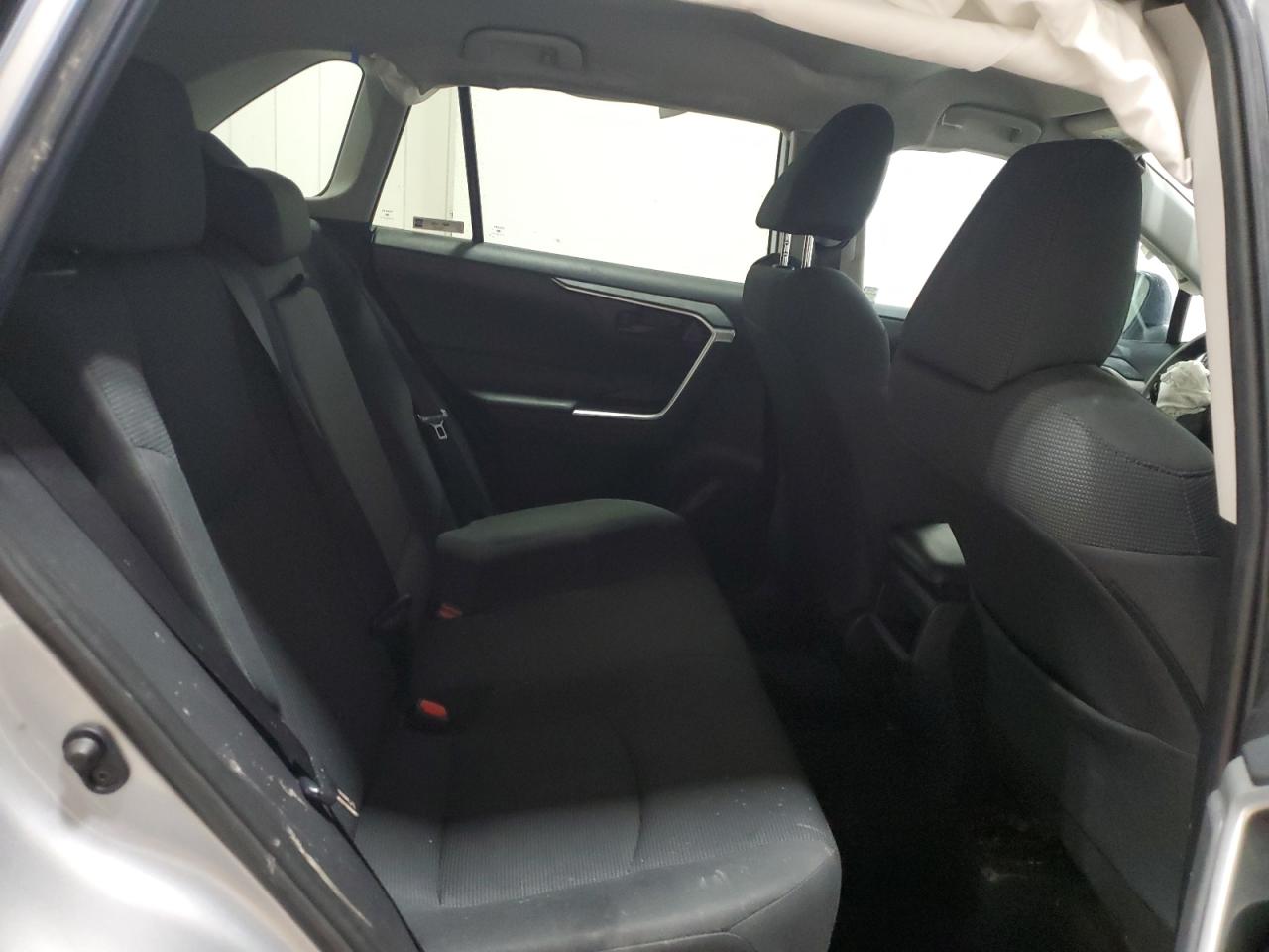 2020 Toyota Rav4 Le VIN: 2T3F1RFVXLW099764 Lot: 52940625
