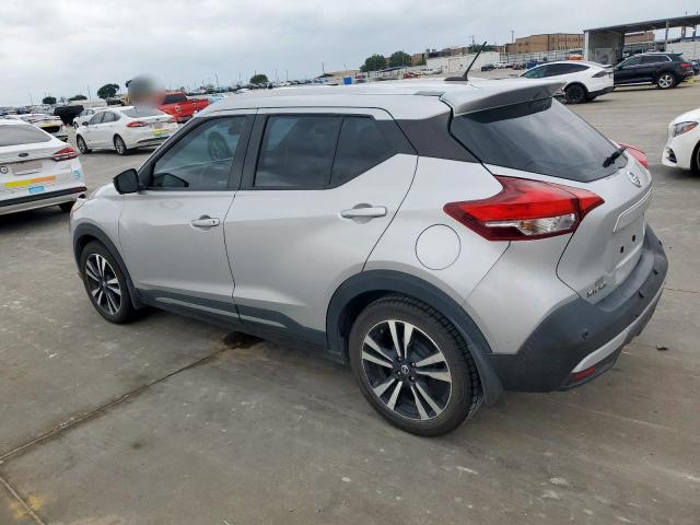  NISSAN KICKS 2020 Srebrny