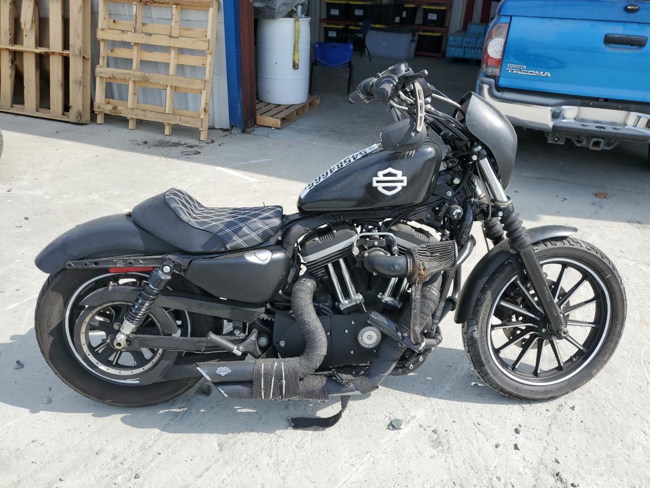 2013 Harley-Davidson Xl883 Iron 883 for Sale in Mebane, NC - Side