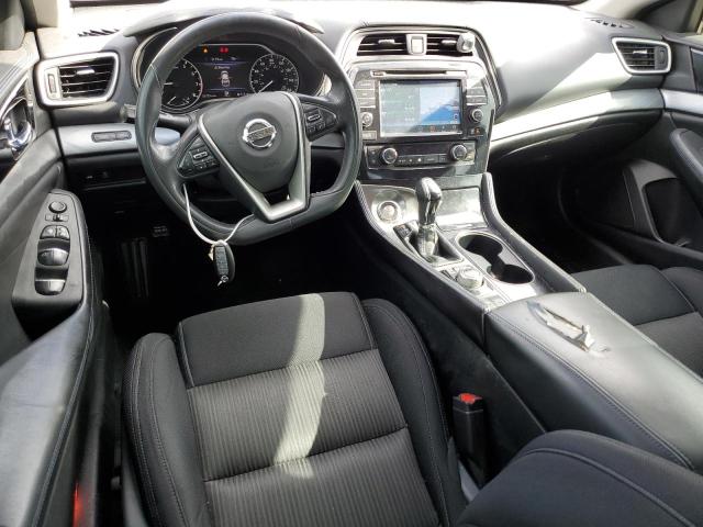  NISSAN MAXIMA 2018 Красный
