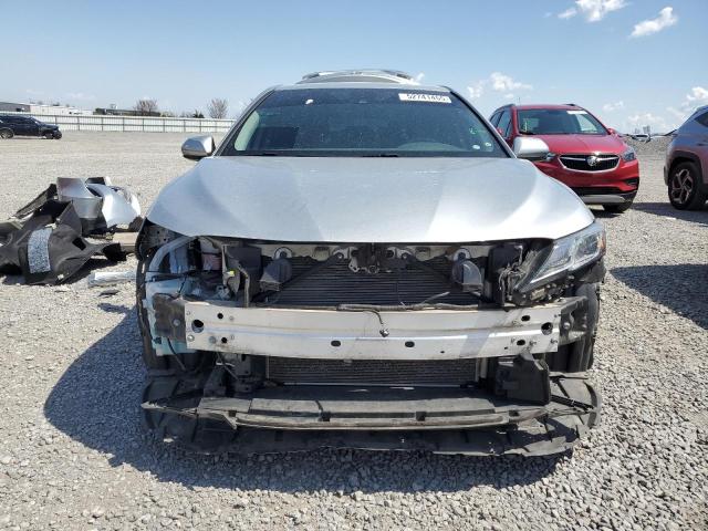  TOYOTA CAMRY 2020 Сріблястий