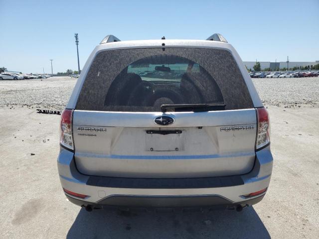 SUBARU FORESTER 2012 Srebrny