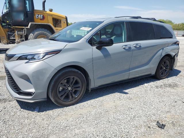 2024 Toyota Sienna Xse